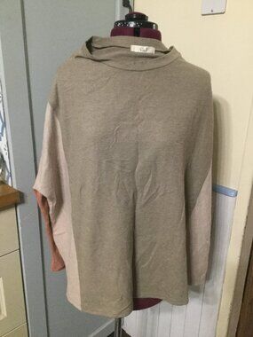 Easel super soft 3 color sweater oversized 30 inches pit to pit